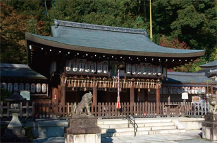 「哲学の道」の南詰にある熊野若王子神社