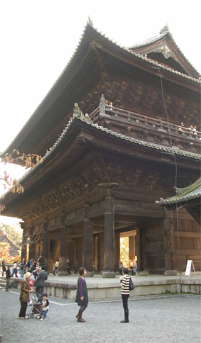 国の重要文化財に指定されている三門（南禅寺）