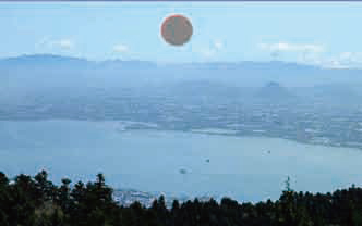 2012年5月21日の金環食　比叡山頂から（合成）