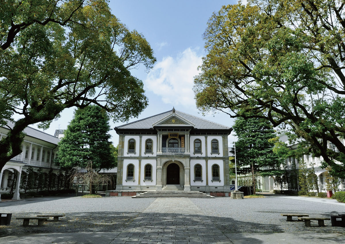 龍谷大学 大宮キャンパス本館　重要文化財（提供：龍谷大学）